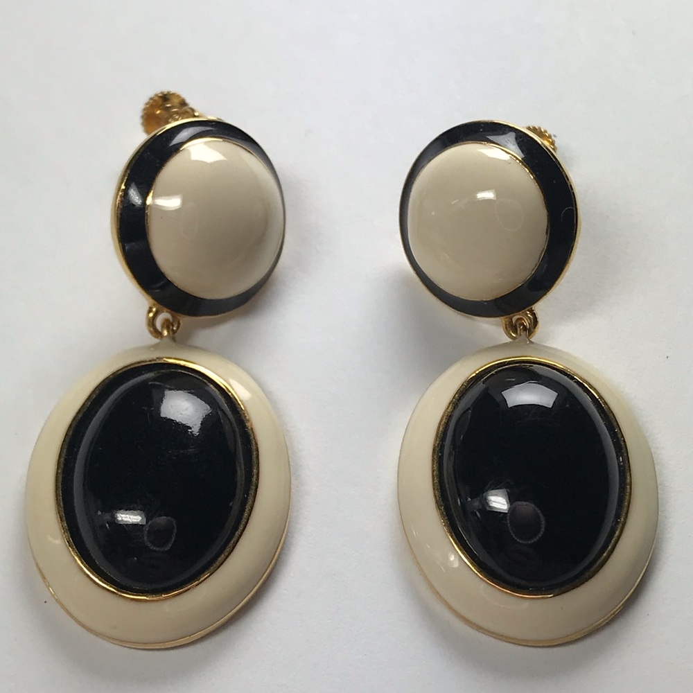 Joan Rivers - Elegant Black and Cream Earrings